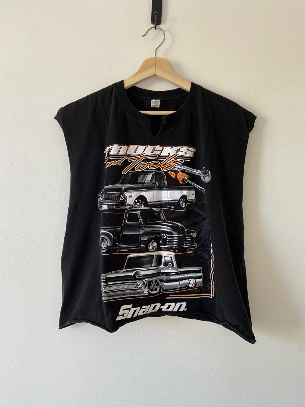 Snap-on Trucks Raw Hem Muscle Tank